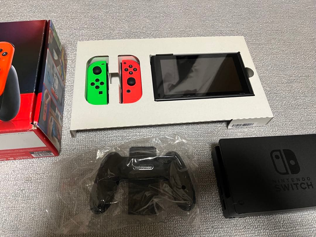 Nintendo Switch 本体 ネオンカラー