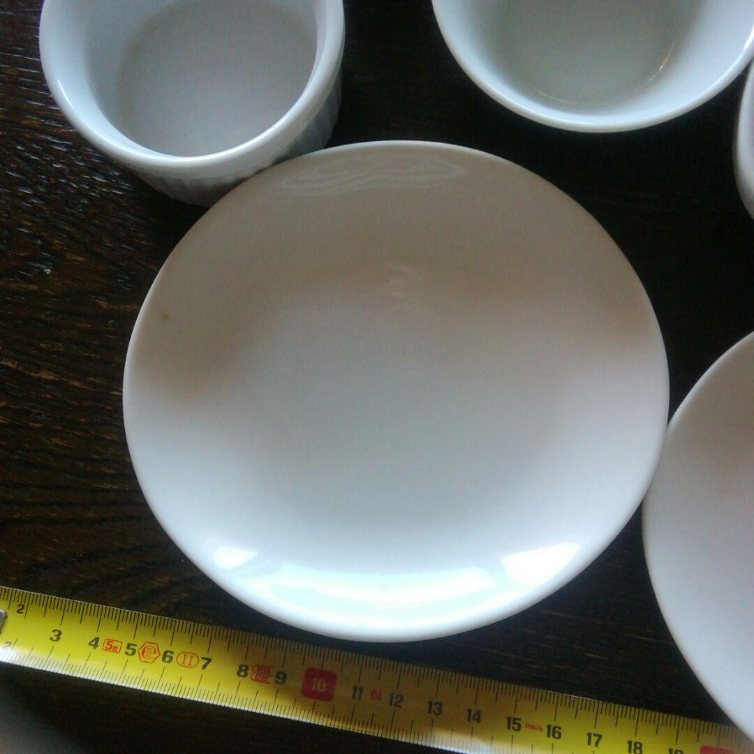 白い食器