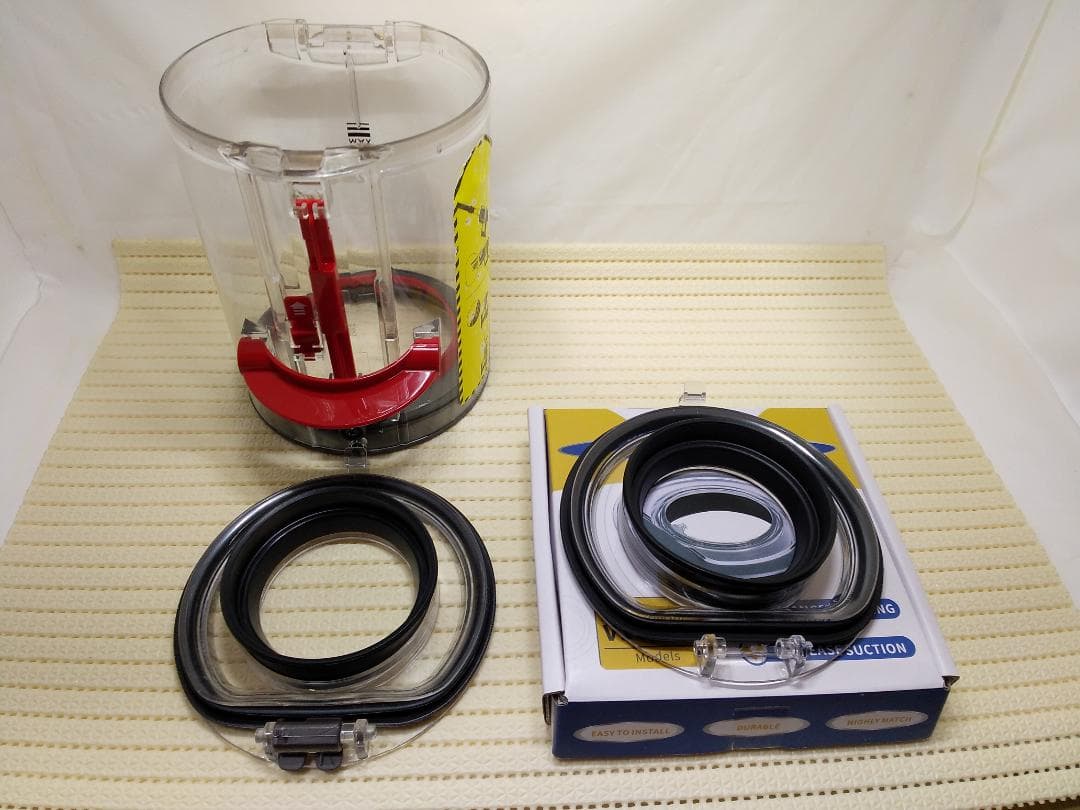 ＠takeさん専用ダイソン　掃除機　SV12　消耗部品交換、分解清掃済　⑪