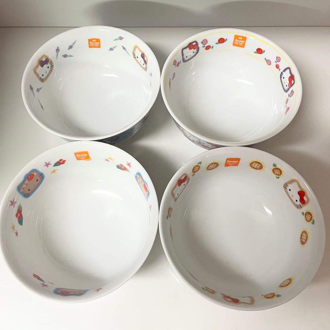 【未使用】ハローキティ ラーメンめぐり　有田焼　丼４個セット