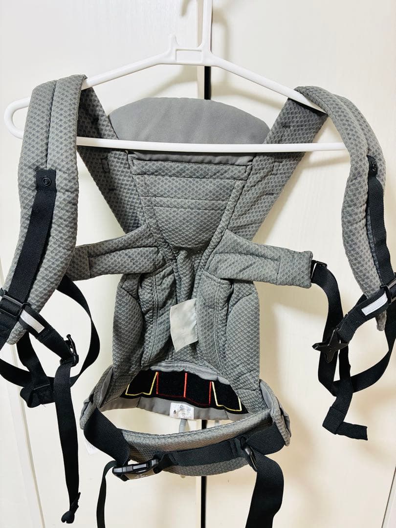 ぴぴ美 エルゴベビー 抱っこ紐 オムニブリーズ　グレー