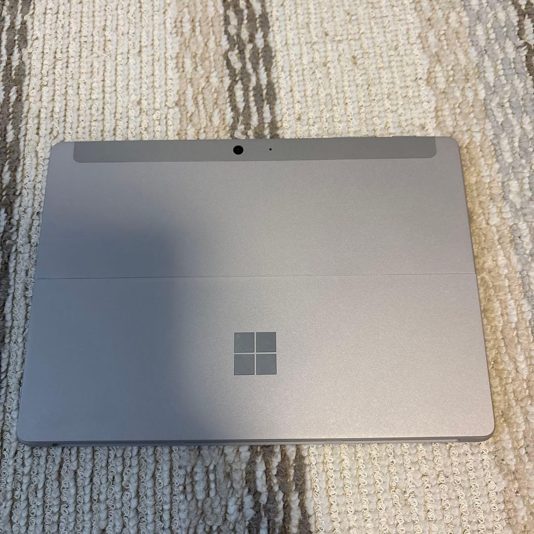 【美品】Microsoft Surface Go 2 10.5型