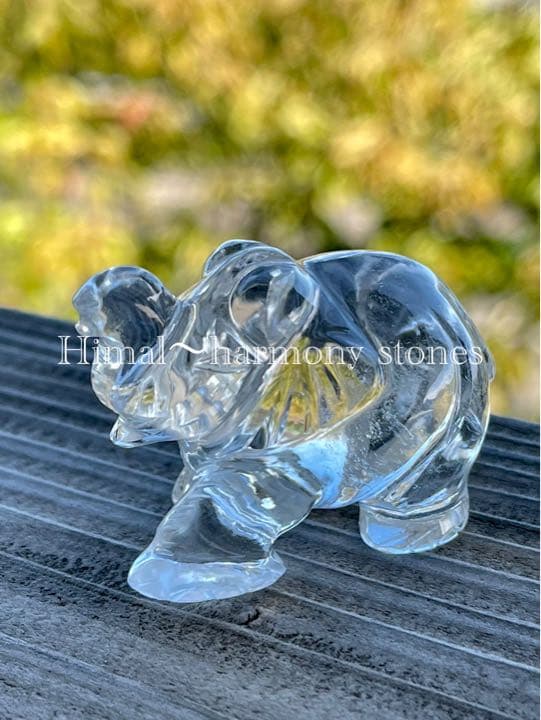 １点物　ガネーシュヒマール産水晶　象の置物