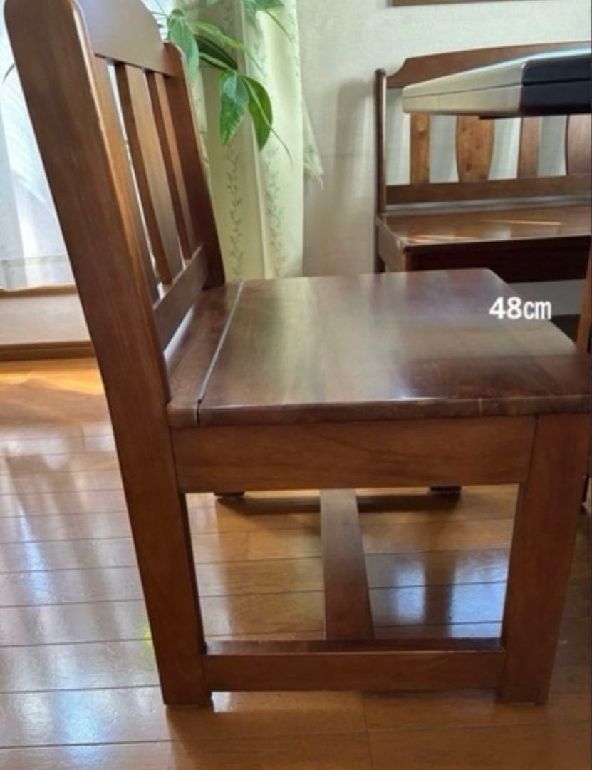 ダイニングチェア　４点セット