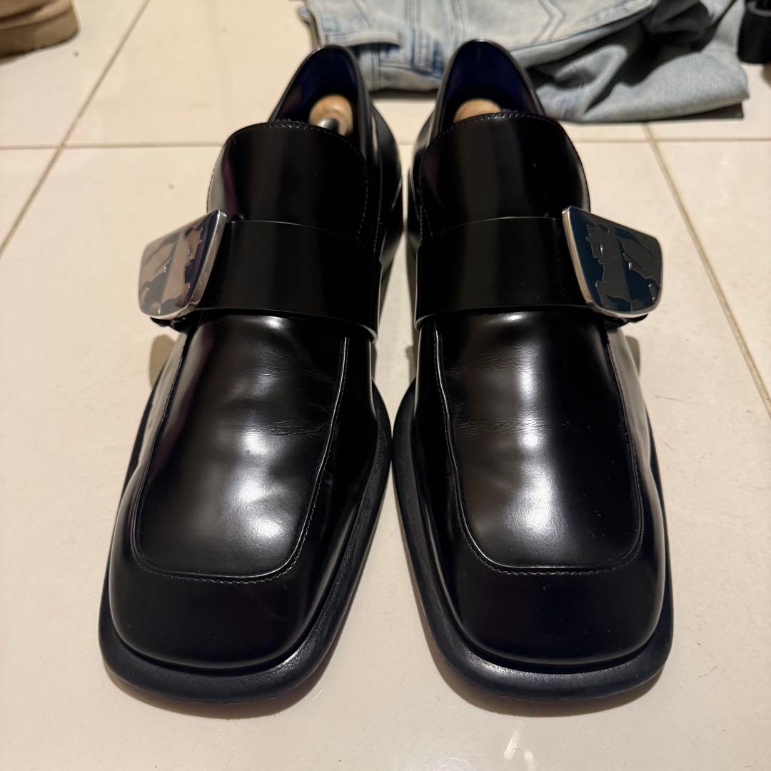 K*u様 BURBERRY 24SS シールド ローファー shield loa