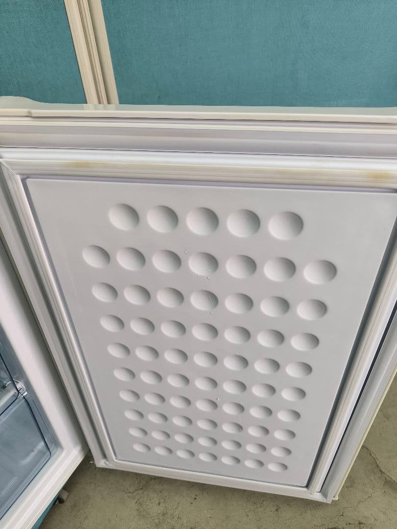 2020年製　ノーフロスト 冷凍庫　チェスト型フリーザー85L 　FFU85R