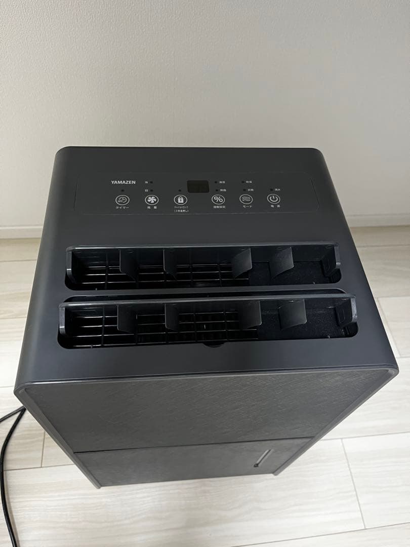 ほぼ新品　山善 衣類乾燥除湿機 【中古】コンプレッサー式 EDC-H60