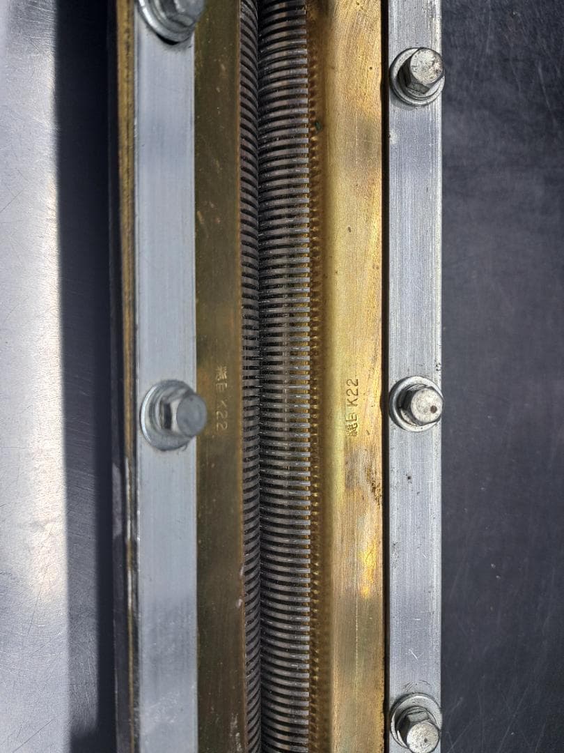 そば・麺切り包丁 二重ローラー構造 約30cm