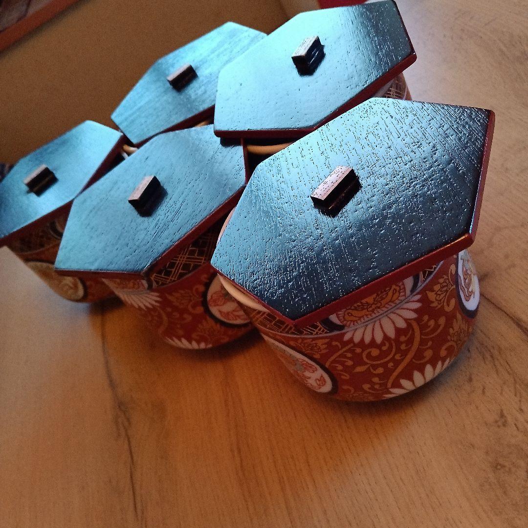 有田焼　藤太郎窯　塗り木蓋付き小丼5個　金彩古伊万里紋花紋　花唐草金彩