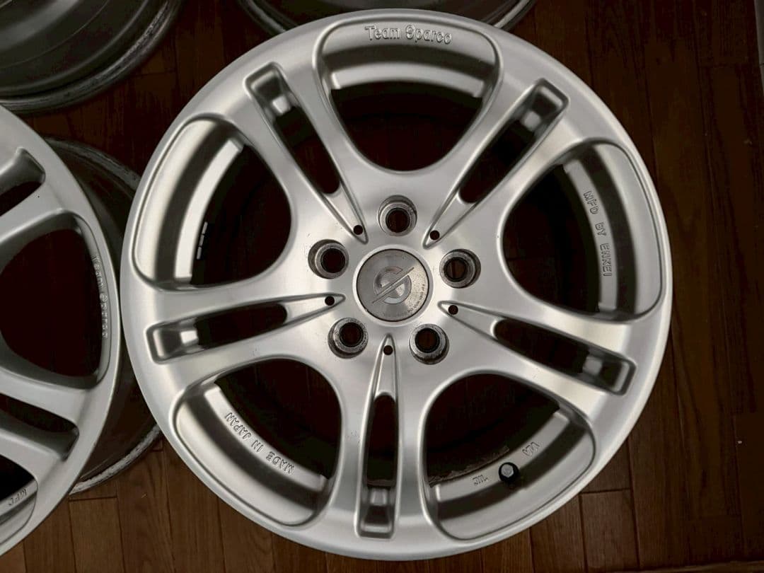 ENKEI 16インチ 4本セット　5穴　114.3 7J オフセット52