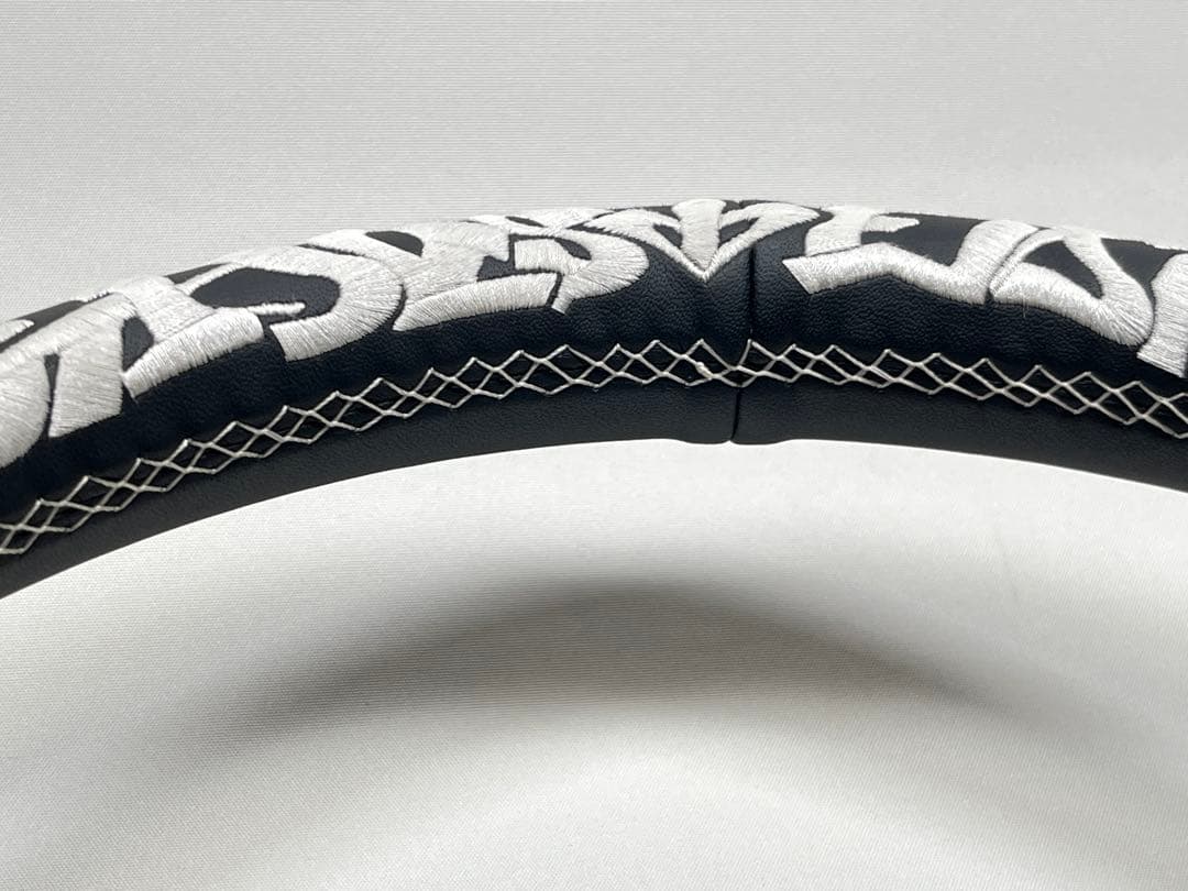 GHOST EXPOD THIRD EDITION ステアリング ホワイト