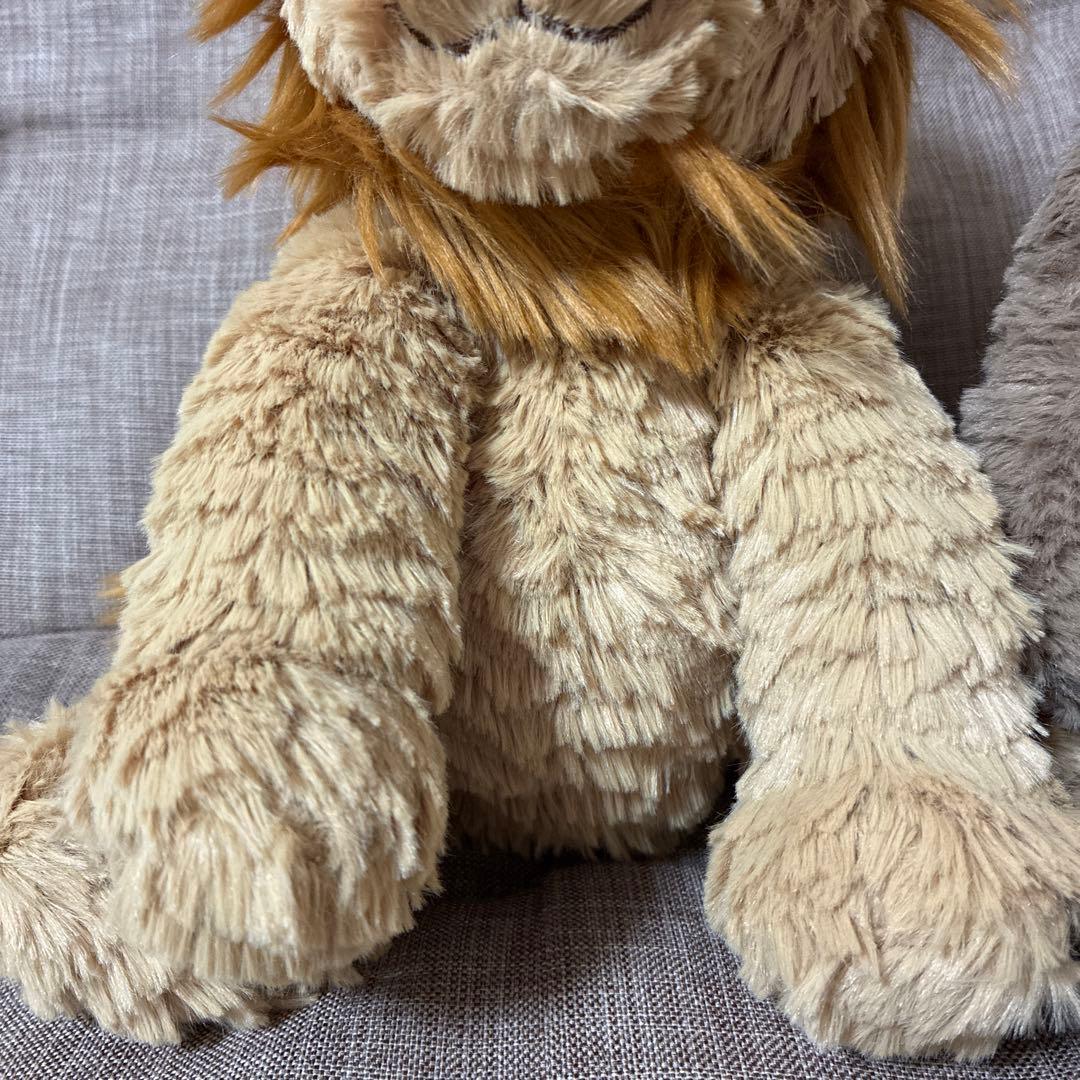 ジェリーキャット　ライオン カワウソ　ぬいぐるみ 中型