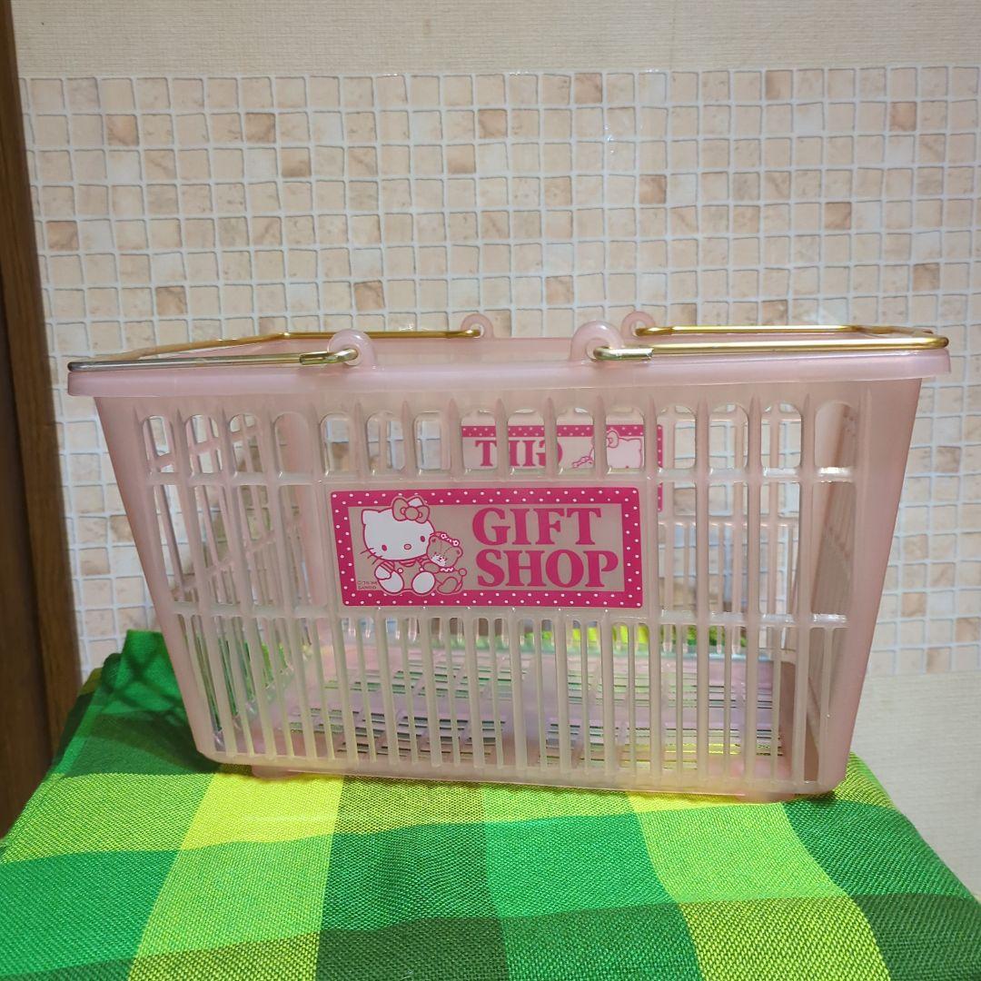 ハローキティ バスケット カゴ レトロ　GIFT　SHOP　©️76;86