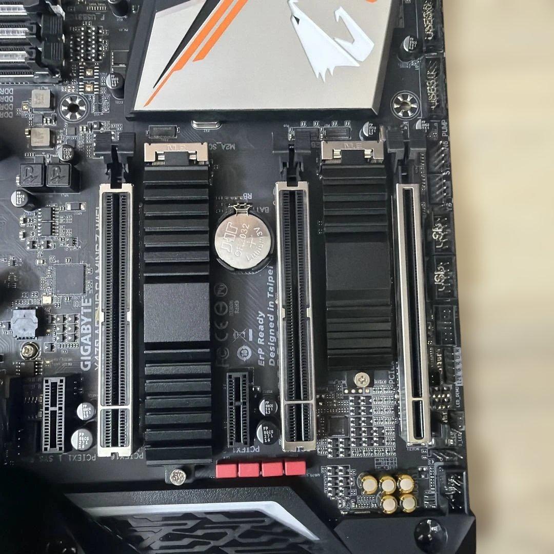 その他 AMD Ryzen 7 3700X + GIGABYTE X470 AORUS