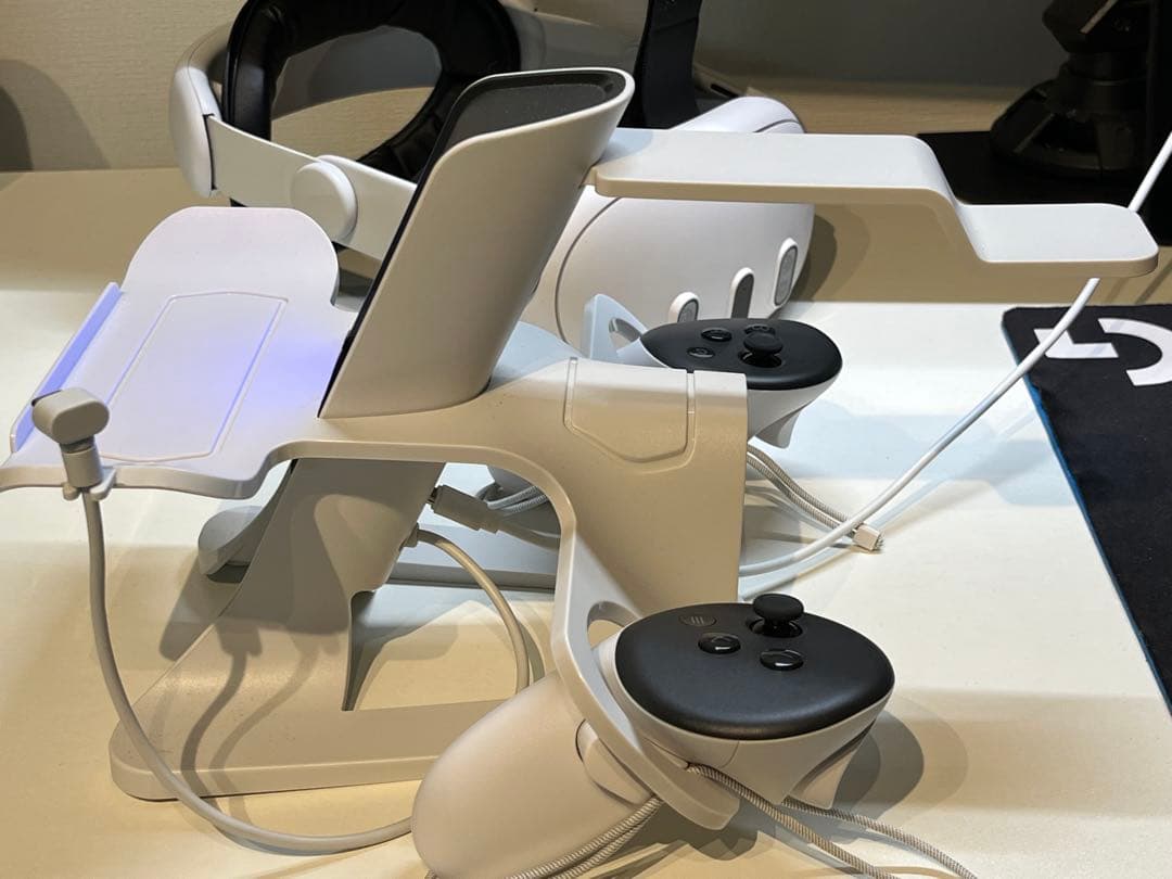  quest3保証書付　動作確認済　本体＋アクセサリー3点