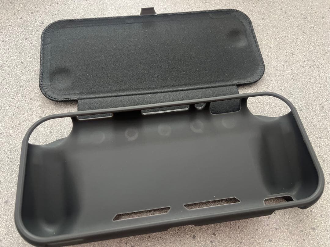 【超美品】Nintendo Switch Lite グレー 本体　ケース付き