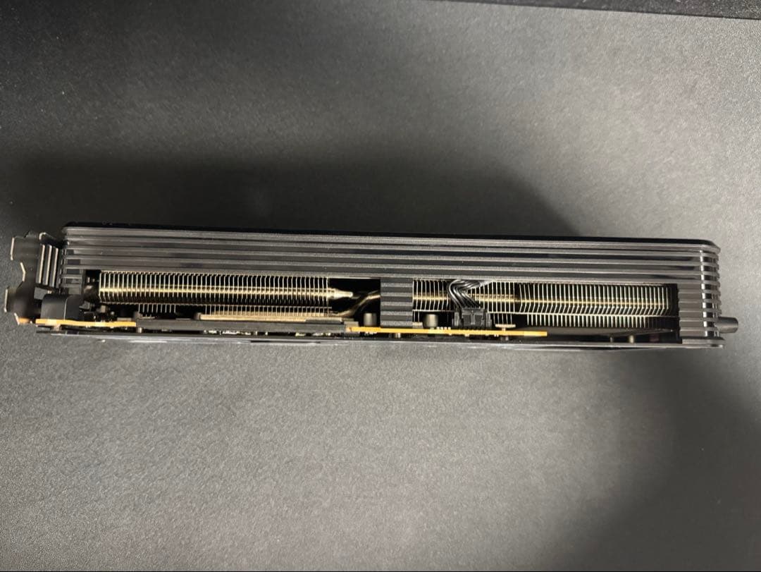 グラフィックボード・グラボ・ビデオカード ASUS RADEON RX9070 OC 16GB