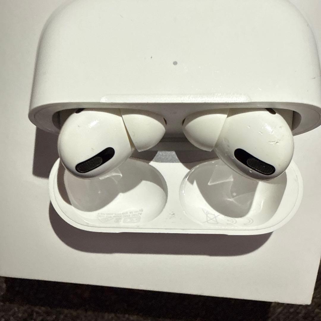 AirPodsPro 第1世代 本体 ケース付き イヤホン付き