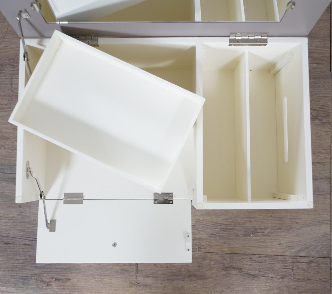 【新品】たっぷり収納 コスメワゴン　お洒落 ドレッサー　アウトレット