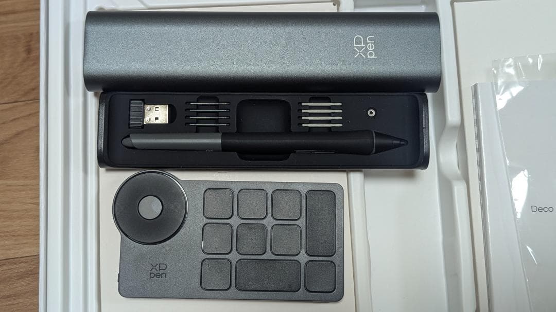 【ほぼ未使用】XP-Pen Deco Pro LW Gen 2 ペンタブ+おまけ
