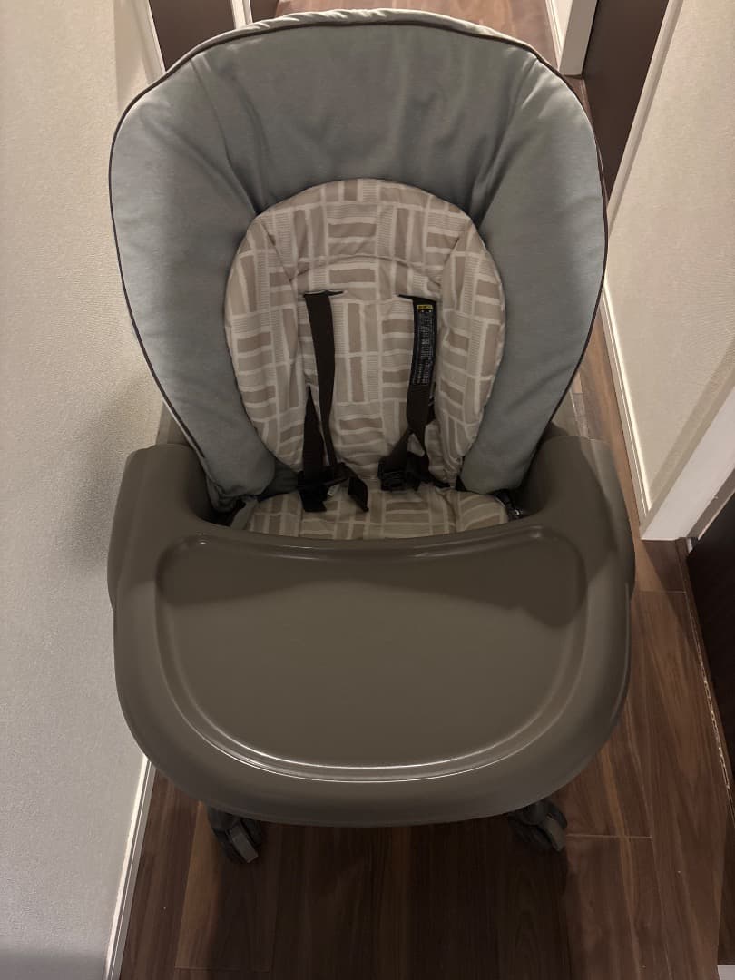 れいれい　Combi ハイローチェア電動