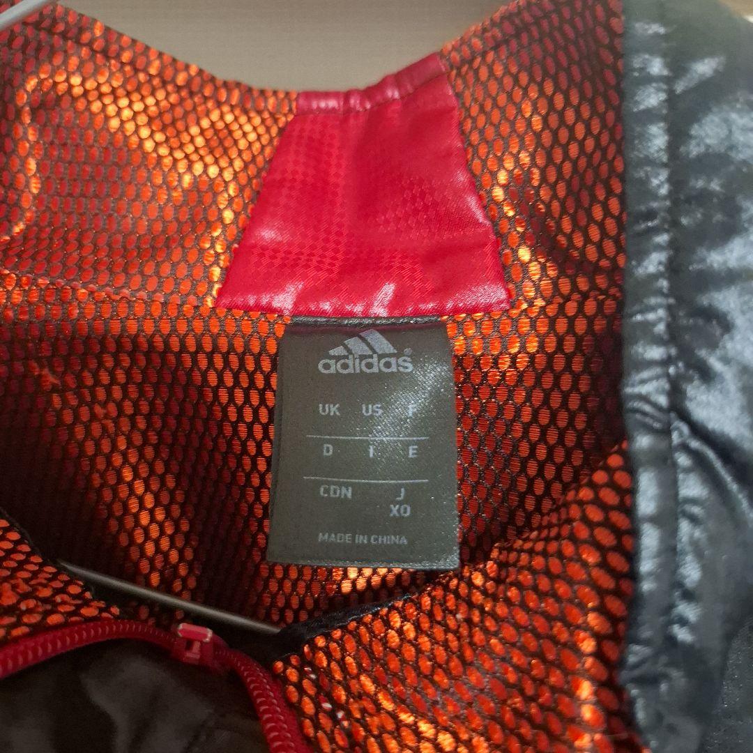 アデダスウエアー上下セット