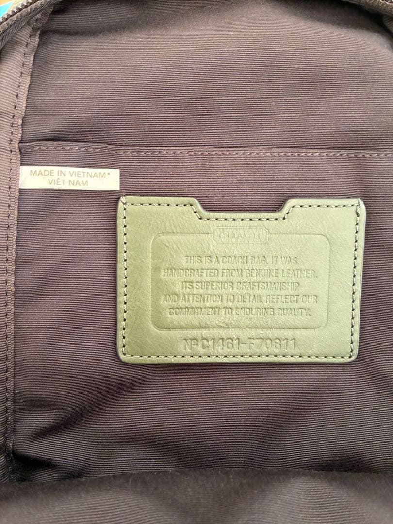 COACH オリーブグリーン レザー ショルダーバッグ