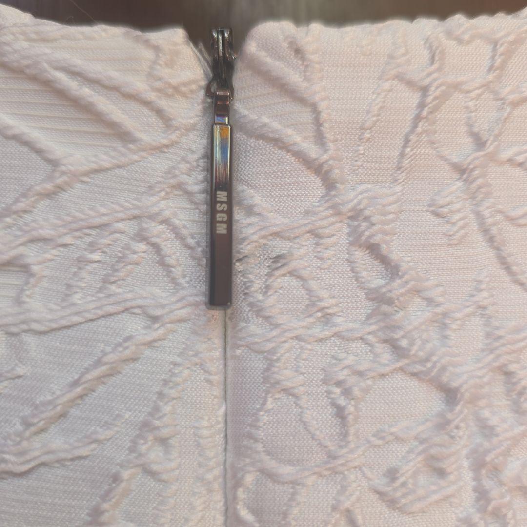 白玉　MSGM　フリルワンピース