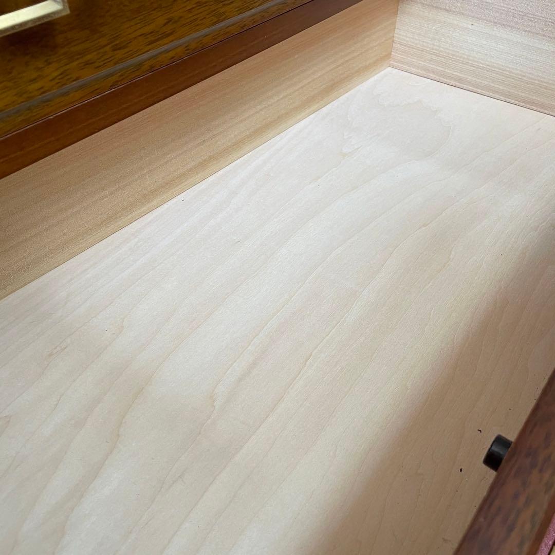 ヴィンテージ マルニ　コロニアル　地中海　アクセント　チェストキャビネット