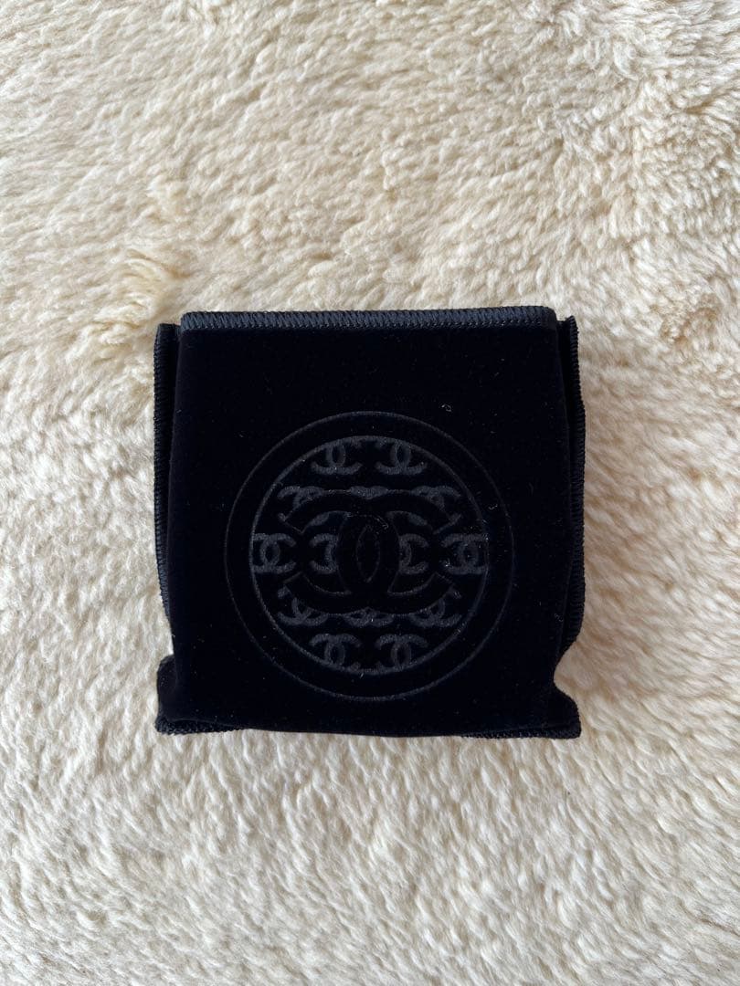 【新品】シャネル　レ　キャトル　オンブル　ブトン 219 アイシャドウパレット