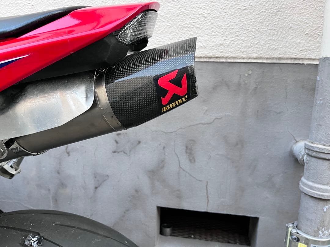 CBR600RR PC40 アクラポビッチマフラー