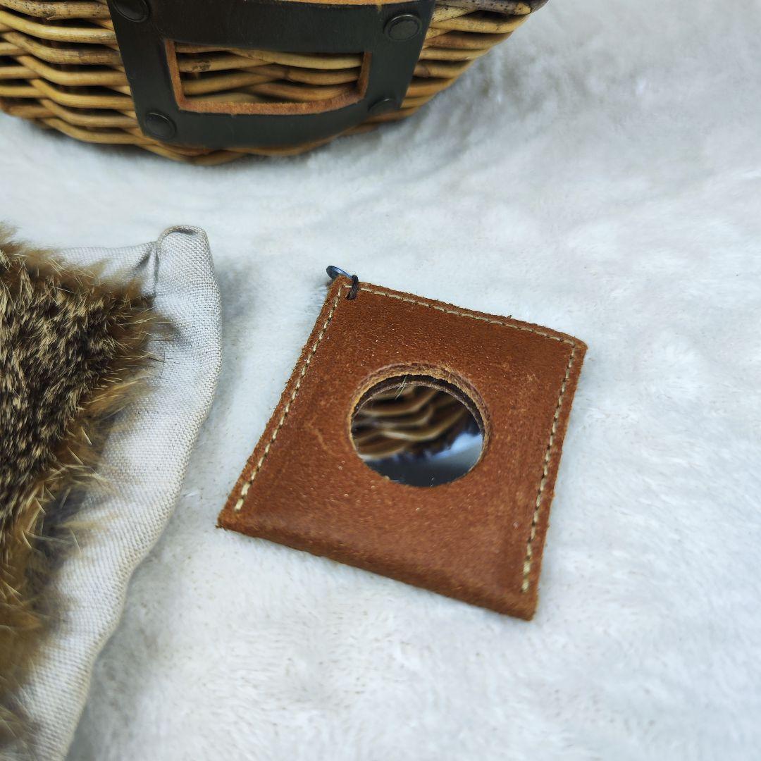 エバゴス カゴバッグ 扇型 レザー ラビットファー 鏡