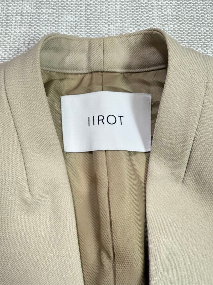IIROTノーカラーミドルスリーブウールジャケット/アイボリー