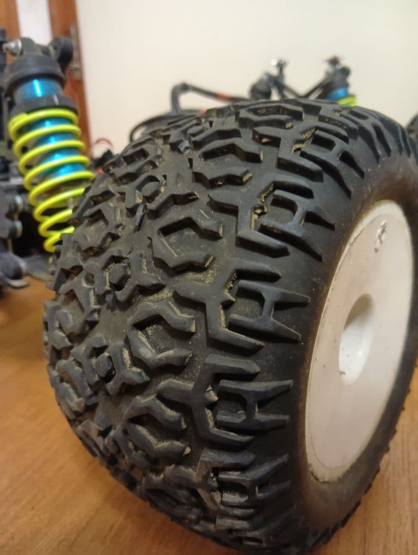 LOSI LST2 ブラシレスコンバージョン