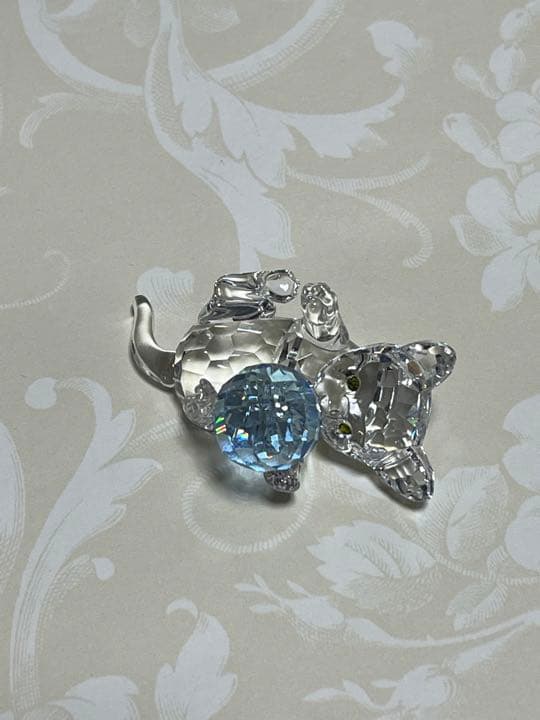 Swarovski クリスタル 子ネコ(ブルーボール) 廃盤品