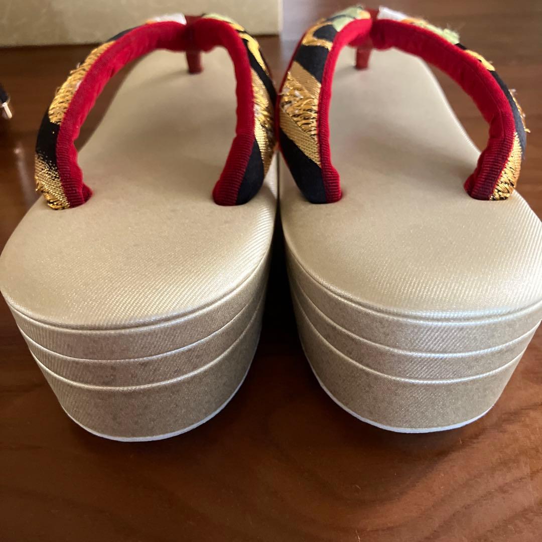 沙織　花柄刺繍 草履バックセット