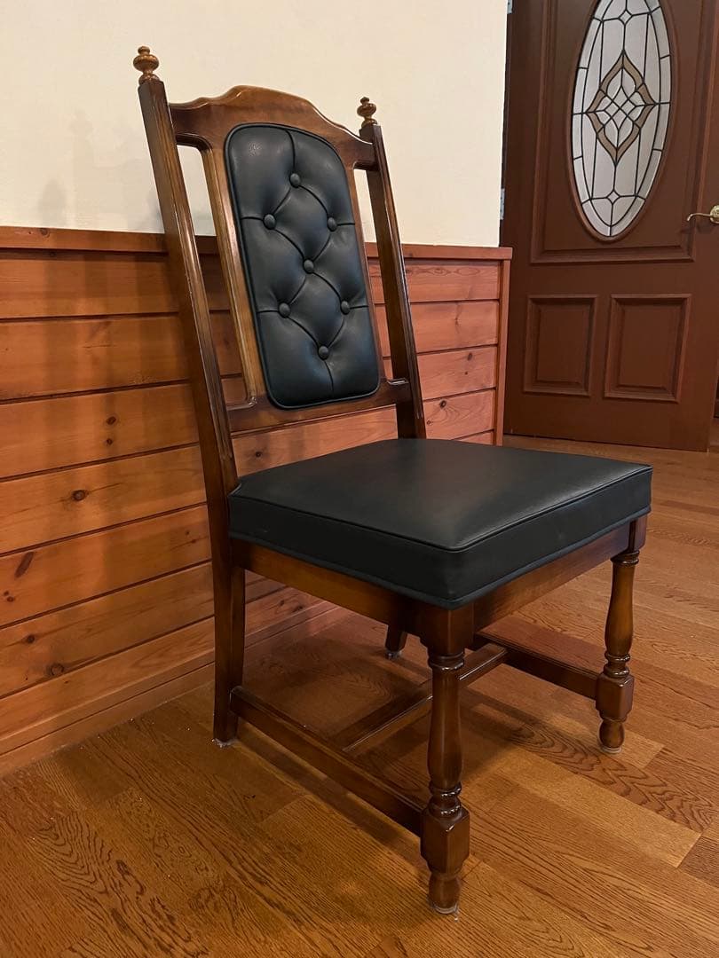 【カリモク】クラシックスタイル ダイニングチェア　1脚