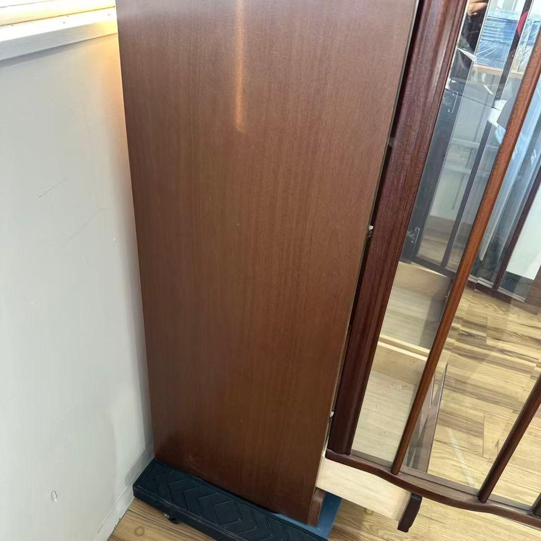 ダークブラウン 木製 キャビネット ガラス扉付き