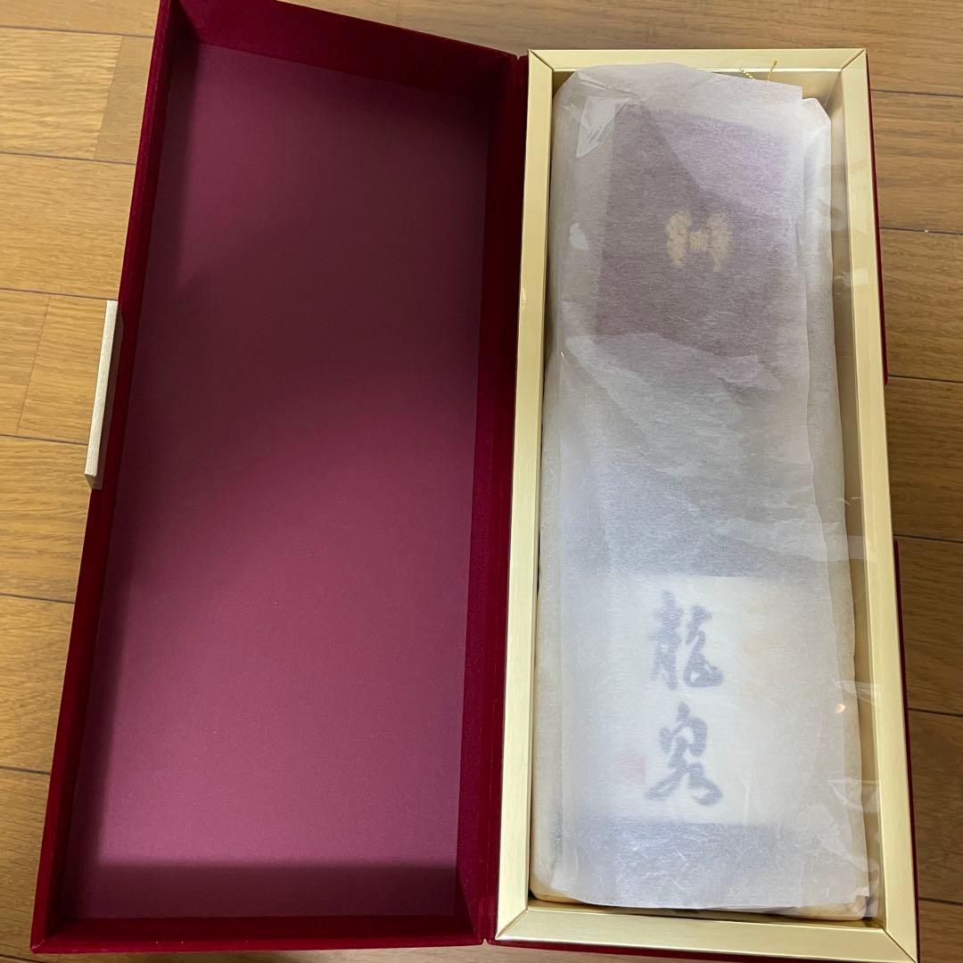 十四代 龍泉 化粧箱付き 未洗浄品 2024年　【空瓶】