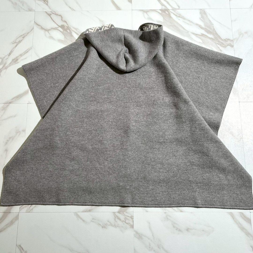 美品☆ FENDI フェンディ ズッカ柄 ポンチョ ケープ コート フード