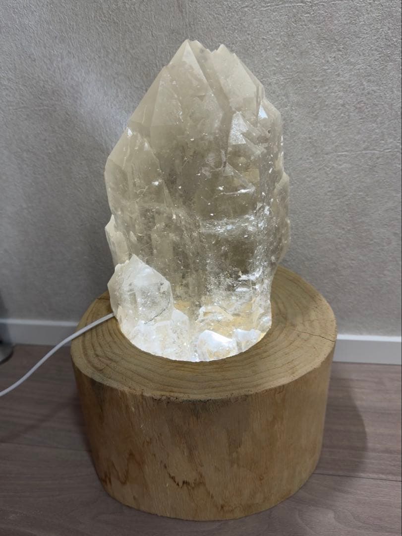 4.2kg特大水晶・虹入・オーラフレーム・ヒマラヤ スカルドゥ産カテドラル水晶