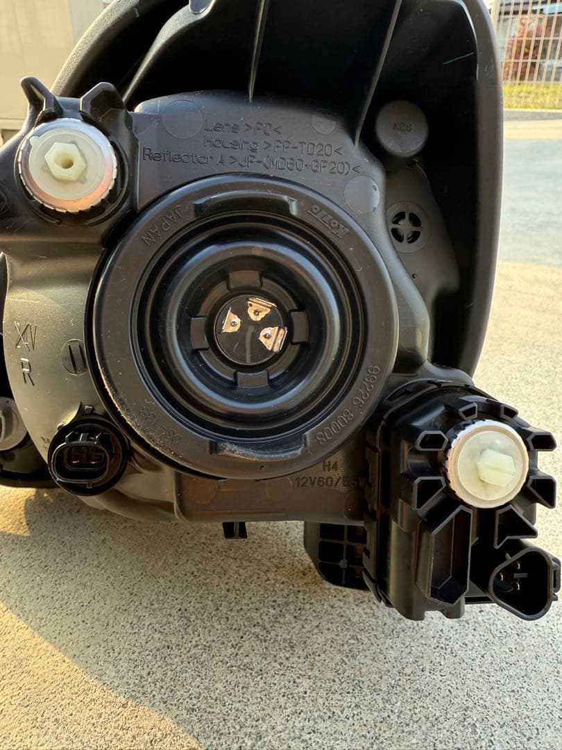 ダイハツ ミライース純正 新品 未使用 ヘッドライト 右側用 クリア ※送料無料