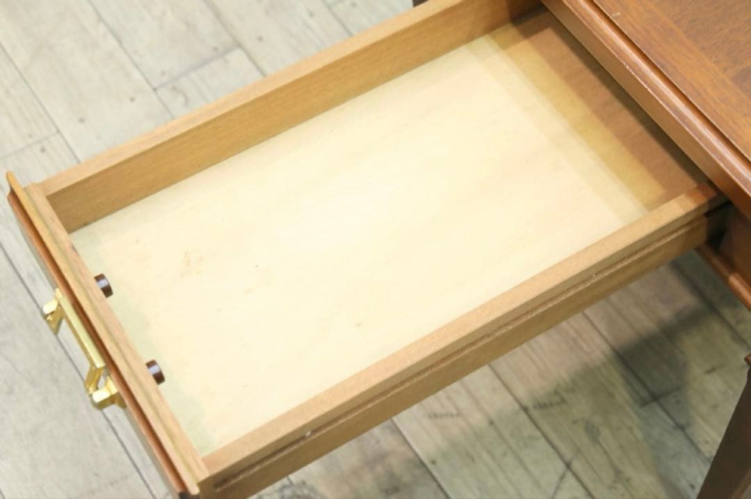 マルニ　地中海シリーズ　サイドテーブル