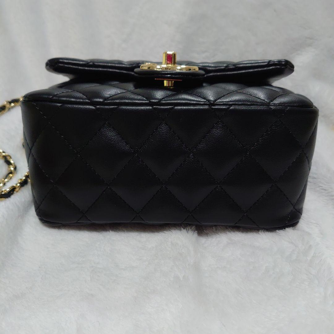 ノベルティブラックショルダーバッグ キルティング