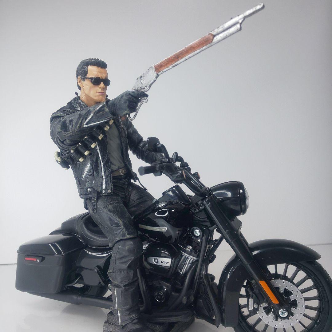 ターミネーター　T-800 フィギュア 新品