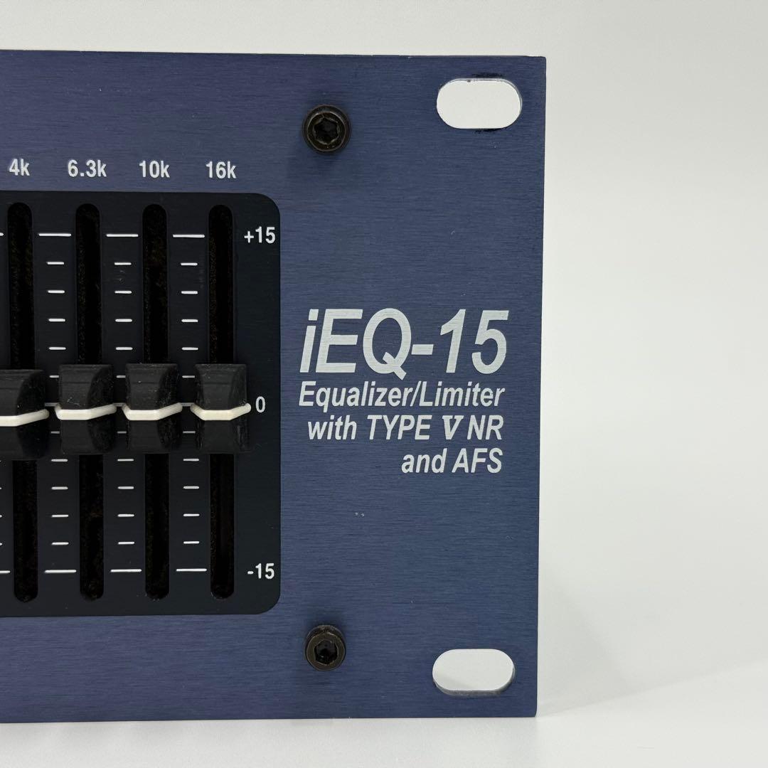 dbx【iEQ-15】　2ch 15バンド・グラフィックイコライザー