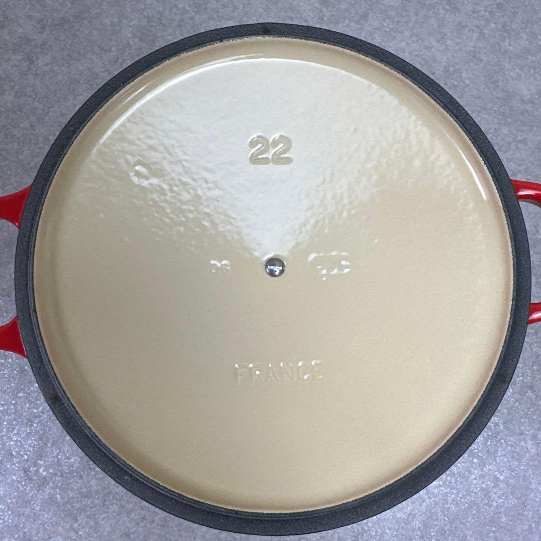 LE CREUSET ルクルーゼ ココット ロンド チェリーレッド 22cm