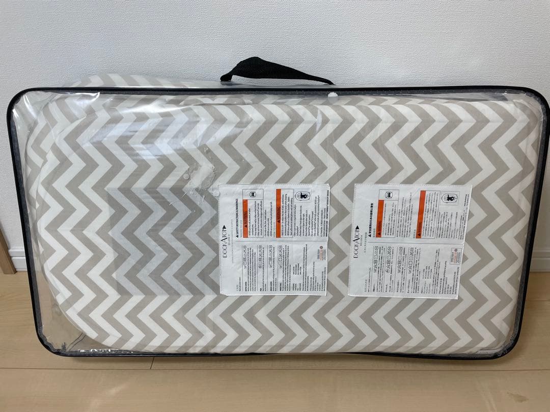 【美品】DockATot Deluxe+ ベビー布団セット(収納ケース付き)