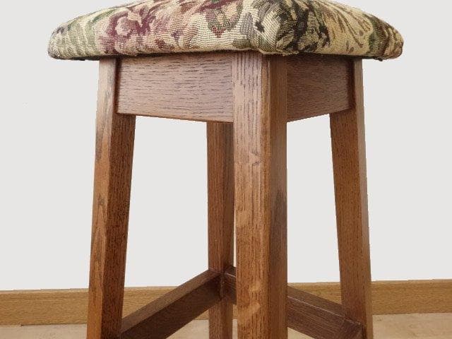 北海道手作り家具　ナラ材　ハイスツール（花柄）　勇峰工芸（新）