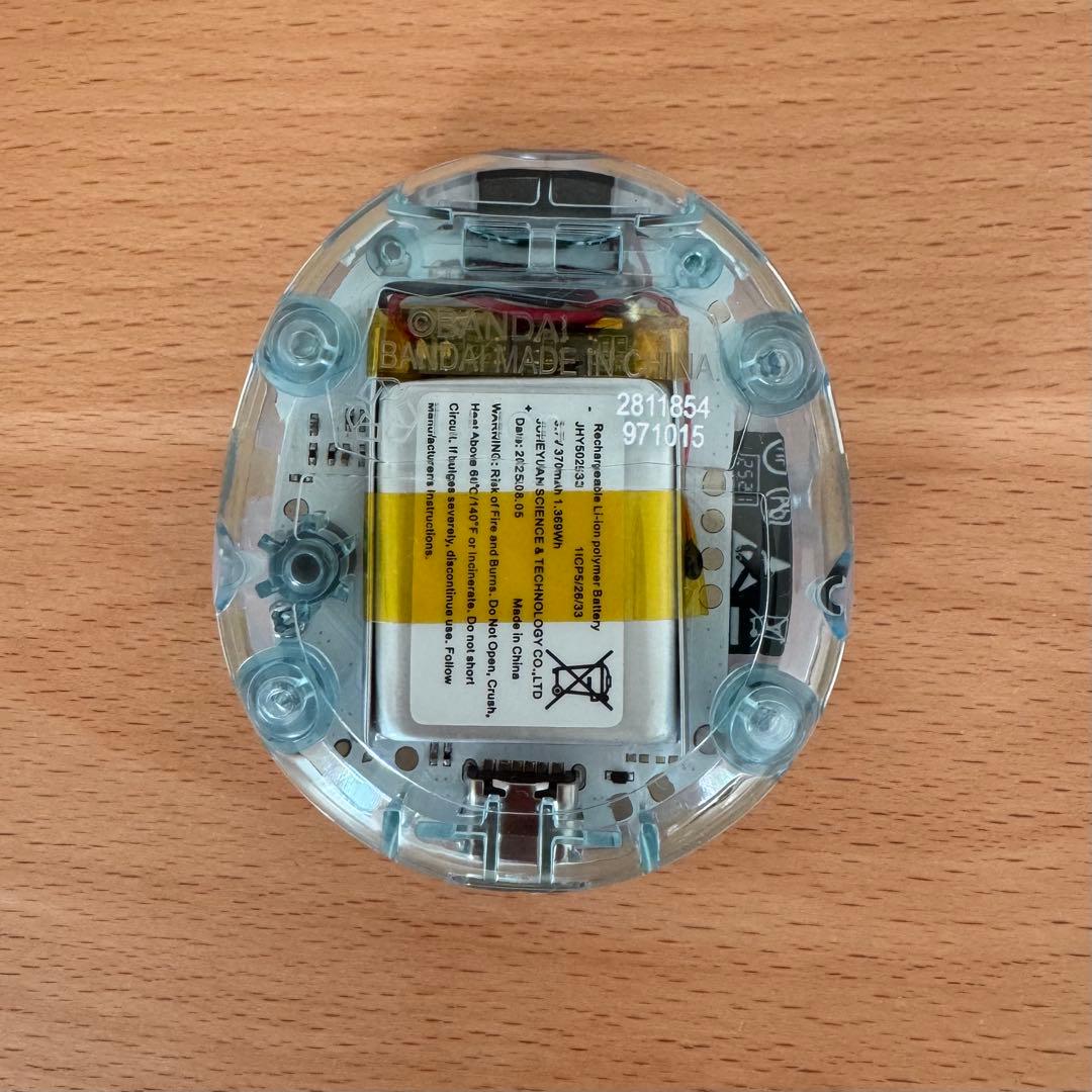 【未使用に近い】Tamagotchi Uni プリズムホワイト